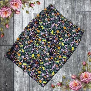 LuLaRoe Floral Cassie Pencil Skirt With Lemons and Oranges Print